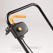 Travní provzdušňovač s elektrickým motorem combi REV 3213 náhled