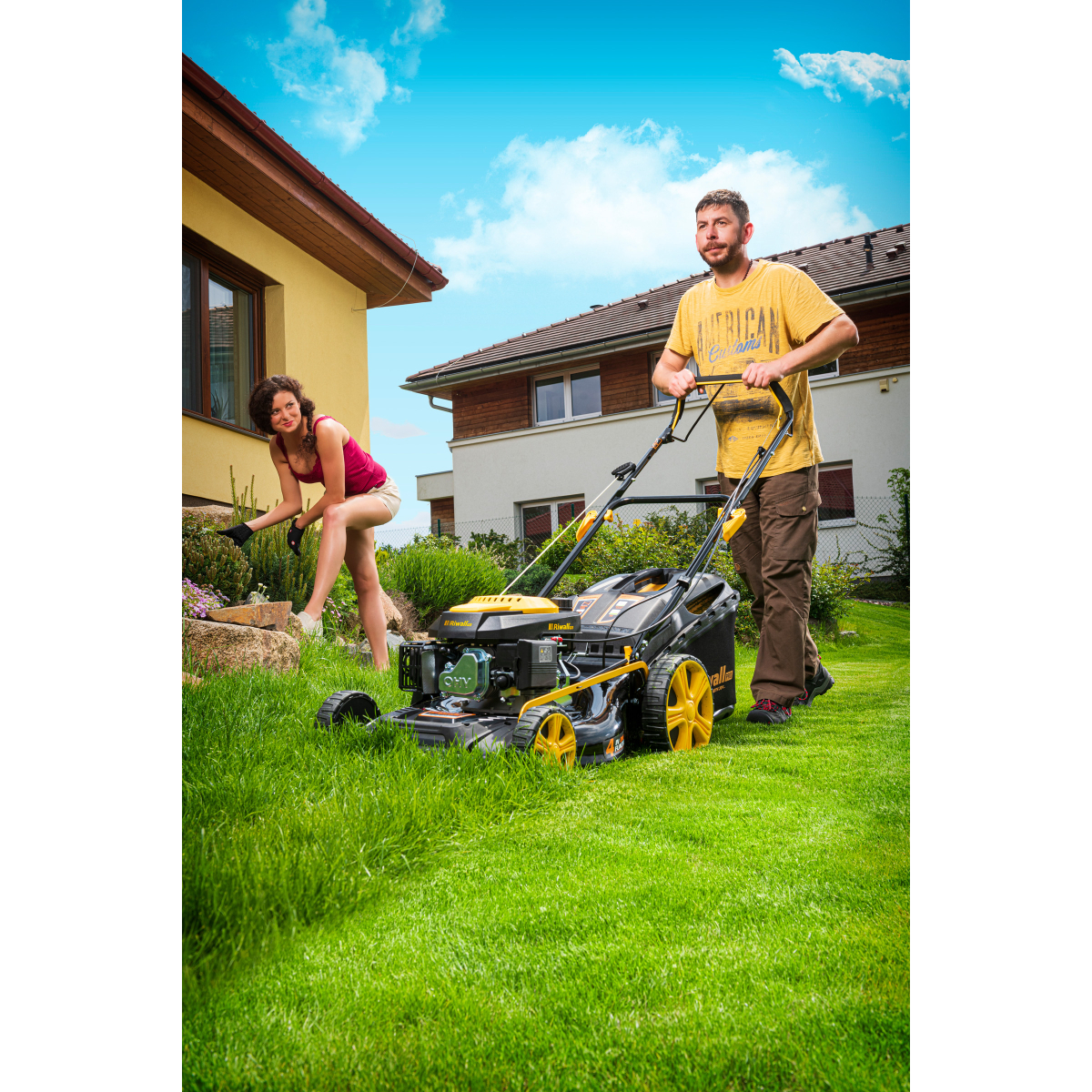 Benzínová sekačka na trávu Riwall PRO RPM 5135 4v1 s pojezdem Náhled