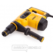 D25481K Kombinované kladivo SDS-max, 1050W DeWALT + kufr Náhled