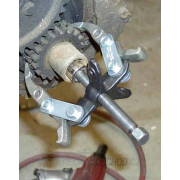 Univerzální tříramenný stahovák SN0104-1/300 náhled