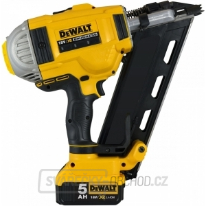 Aku hřebíčkovačka Dewalt 18V DCN680NT - dokončovací bezuhlíková 