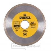 DT3703 Diamantový kotouč se spojitým obvodem ze slinutých karbidů 115x22,2 mm na suché řezání obkladů DeWALT DT3703 Diamantový kotouč se spojitým obvodem ze slinutých karbidů 115x22,2 mm na suché řezání obkladů DeWALT gallery main image