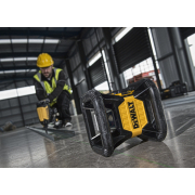 DCK379D1G Aku sada 18V rotačního zeleného laseru 360° s latí a stativem DeWALT Náhled