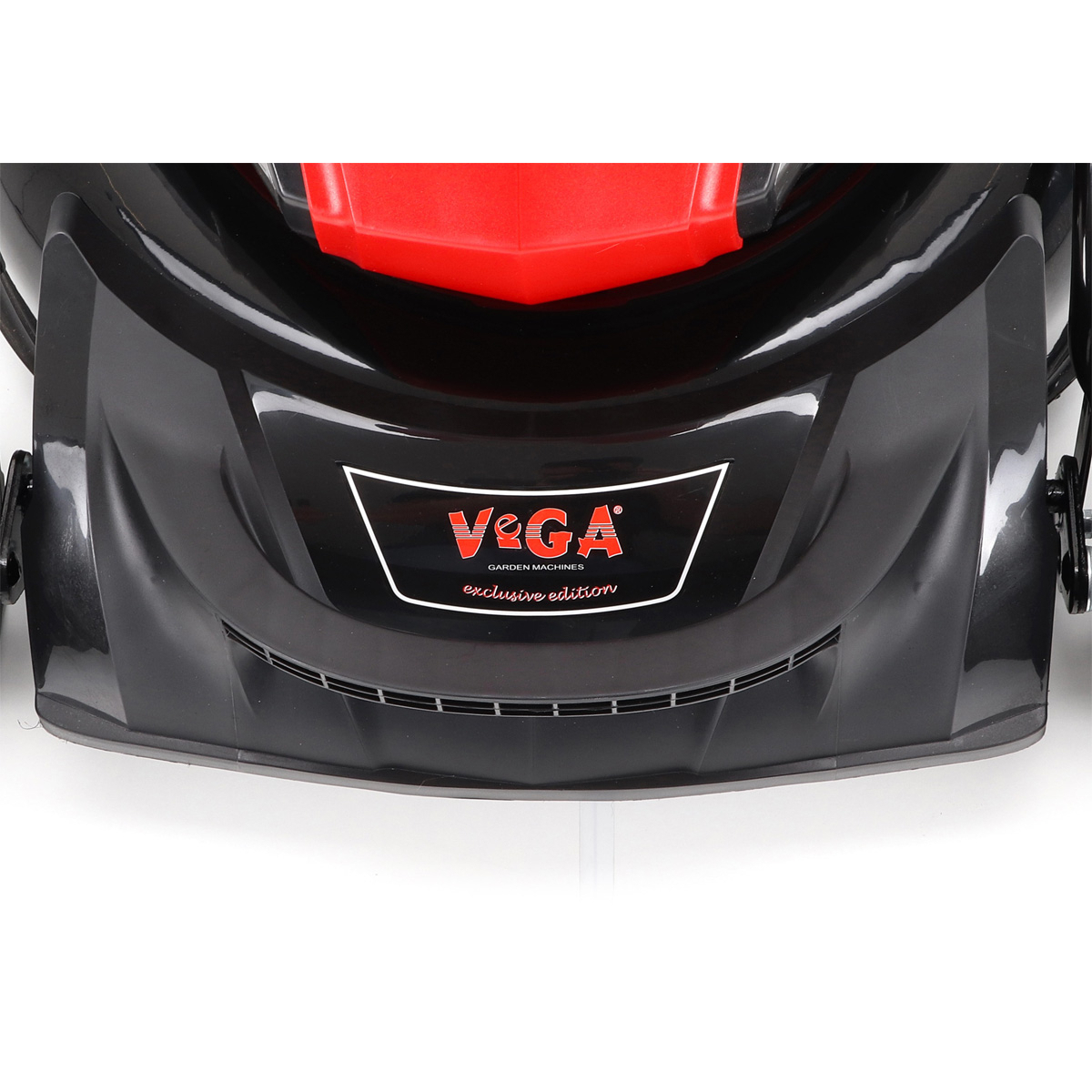 Travní aku sekačka VeGA 46S ECO 6in1 s pojezdem Náhled