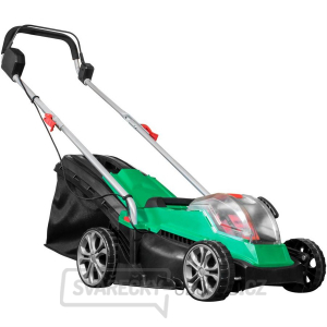 Akumulátorová sekačka na trávu bez pojezdu 330/25-3.0 S Akumulátorová sekačka na trávu bez pojezdu 330/25-3.0 S gallery main image