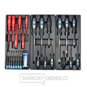 Dílenský montážní vozík, vybavený 245 ks, 6 zásuvek - GEKO G10831 náhled