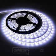 Solight LED světelný pás s testrem, 5m,  sada s 12V adaptérem, 4,8W/m, IP20, studená bílá Náhled
