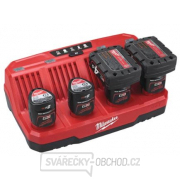 Milwaukee M12 C4 nabíječka se 4 porty Náhled