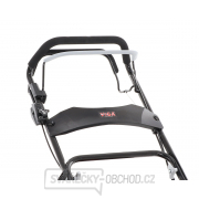 Benzínová sekačka na trávu s pojezdem VeGA 51 HWTV 6in1 Benzínová sekačka na trávu s pojezdem VeGA 51 HWTV 6in1 náhled