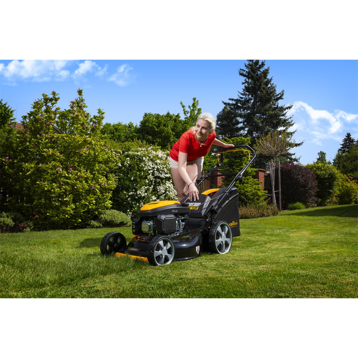 Benzínová sekačka na trávu Riwall PRO RPM 5155 PRO 4v1 s pojezdem Náhled