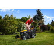 Benzínová sekačka na trávu Riwall PRO RPM 5155 PRO 4v1 s pojezdem náhled