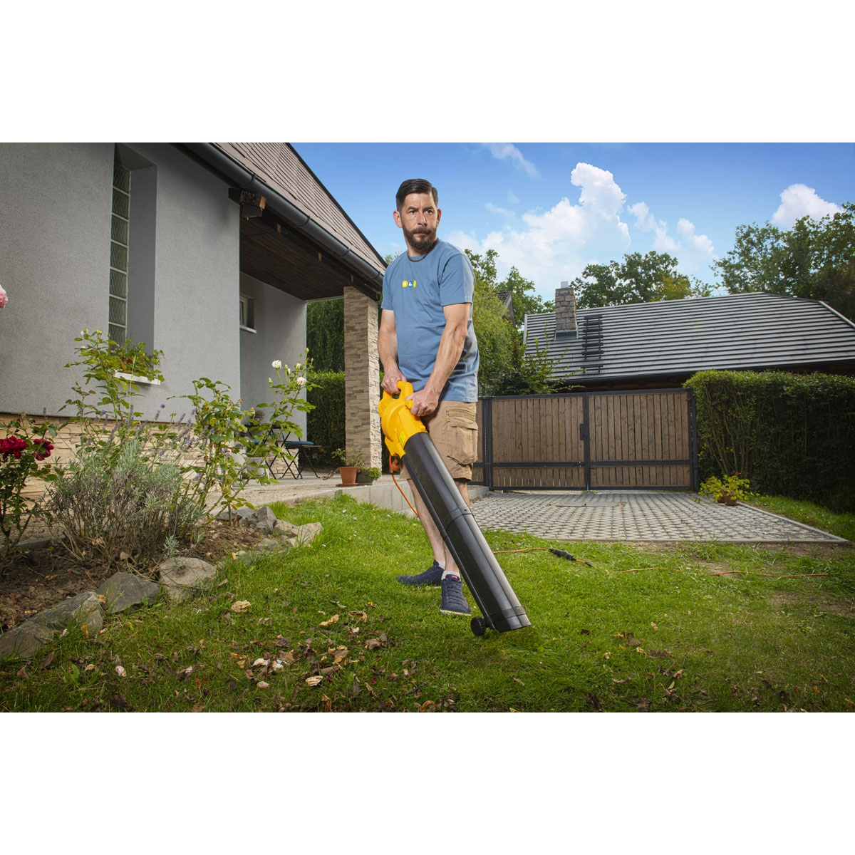 Riwall PRO REBV 3200 e vysavač/foukač s elektrickým motorem 3200 W Náhled