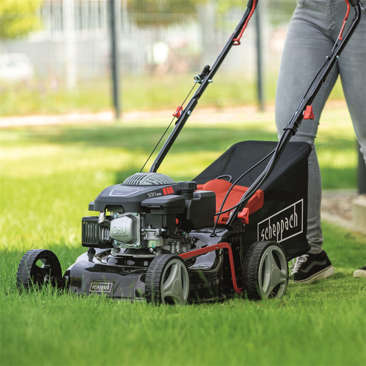 Benzínová sekačka na trávu Scheppach MP 132-42 2v1 bez pojezdu Náhled