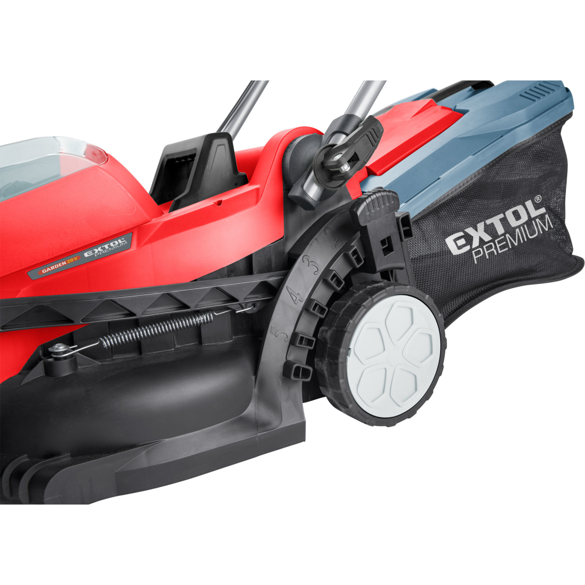 Motor a napájení