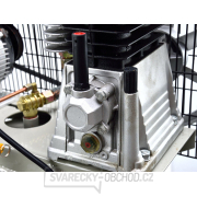 #Vertikální olejový kompresor 100L (1) náhled