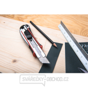 Nůž ulamovací kovový s výstuhou, 25mm Auto-lock Náhled