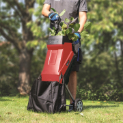 Scheppach GS 55 elektrický nožový drtič větví 2400 W náhled