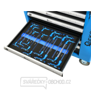 Dílenský montážní vozík vybavený, 243 ks nářadí, 7 zásuvek a skříňka - GEKO G10833 Dílenský montážní vozík vybavený, 243 ks nářadí, 7 zásuvek a skříňka - GEKO G10833 náhled