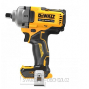 DeWALT Aku rázový utahovák 18V bez aku DCF892N DeWALT Aku rázový utahovák 18V bez aku DCF892N gallery main image