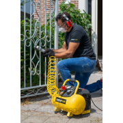 POWERPLUS POWX1723 - Kompresor 1100W 12L 10bar bezolejový náhled