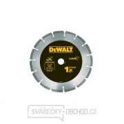 Dewalt Diamantový laser kotouč 230x22.2mm Pro stavební materiály Dewalt Diamantový laser kotouč 230x22.2mm Pro stavební materiály gallery main image