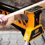 Přenosný stojanový svěrák STRONGBOLD S1 387672 náhled