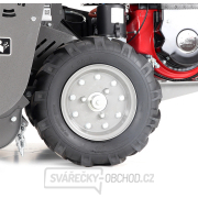 Kolová cepová sekačka na trávu Weibang WB GT6813 s pojezdem náhled