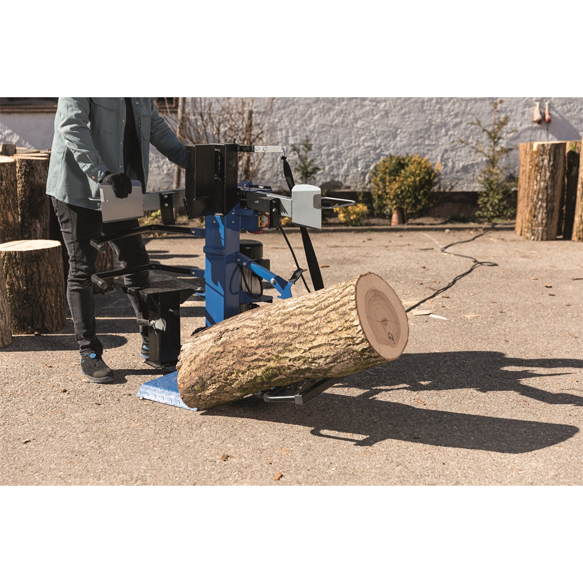 Štípačka na dřevo Scheppach Compact 10 T (230 V) Náhled