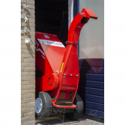 GTM GTS 1300 WDG benzinový drtič dřeva s pojezdem náhled