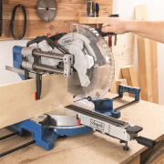 Scheppach HM 305 SL pokosová pila s potahem a laserem náhled