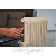 Olejový ohřívač s regulací a termostatem 11 žeber 2500W B14 GEKO náhled