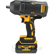 Aku bezuhlíkový rázový utahovák DeWALT DCF900P2G 18V 2x5Ah s GFN krytem Náhled