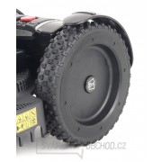 Robotická sekačka na trávu TECHline NEXTTECH LX4 4WD náhled