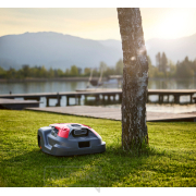Robotická sekačka na trávu CRAMER AiConic 3 RTK Náhled