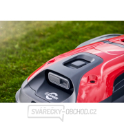 Robotická sekačka na trávu CRAMER AiConic 4 RTK náhled