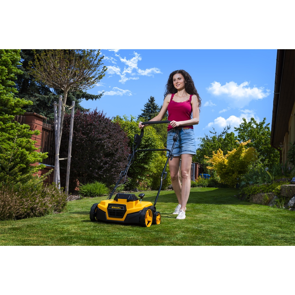 Riwall PRO RAV 3820i aku travní provzdušňovač 2x20 V (bez baterie a nabíječky) Náhled