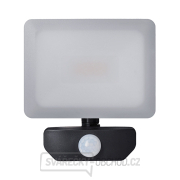 Solight LED reflektor Quick se sensorem, 20W, 1700lm, 4000K, IP44, černý Náhled