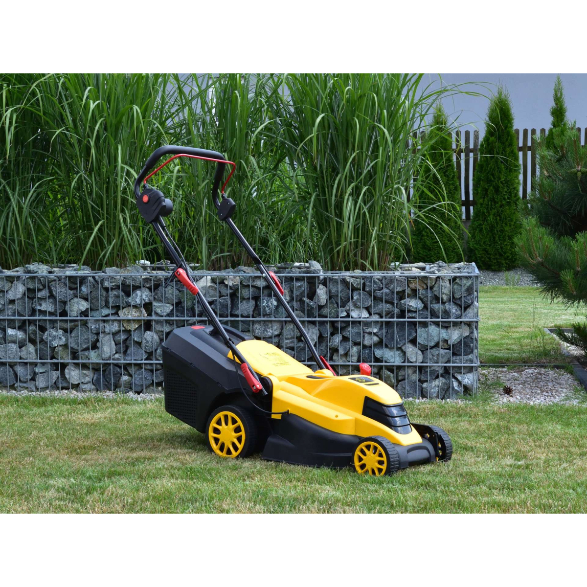 Sekačka na trávu STRONG Geko G83028, 38 cm  Náhled