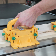 Posuvný a přítlačný přípravek MICROJIG GRR-RIPPER 3D GR-100 Posuvný a přítlačný přípravek MICROJIG GRR-RIPPER 3D GR-100 náhled