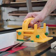 Posuvný a přítlačný přípravek MICROJIG GRR-RIPPER 3D GR-100 Posuvný a přítlačný přípravek MICROJIG GRR-RIPPER 3D GR-100 náhled