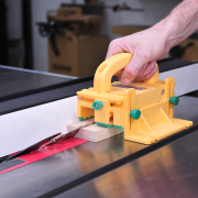 Posuvný a přítlačný přípravek MICROJIG GRR-RIPPER 3D GR-100 náhled