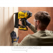 Aku hřebíkovačka 18G V20 18V bez aku Stanley FatMax SFMCN618B náhled