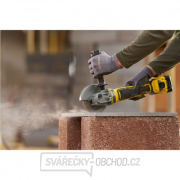 Aku úhlová bruska 125mm V20 18V 2x4,0Ah Stanley FatMax SFMCG700M2K Aku úhlová bruska 125mm V20 18V 2x4,0Ah Stanley FatMax SFMCG700M2K náhled