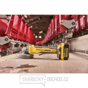 Aku úhlová bruska 125mm V20 18V 2x4,0Ah Stanley FatMax SFMCG700M2K Aku úhlová bruska 125mm V20 18V 2x4,0Ah Stanley FatMax SFMCG700M2K náhled