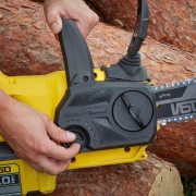 Aku řetězová pila V60 bez aku Stanley FatMax SFMCCSB664B Aku řetězová pila V60 bez aku Stanley FatMax SFMCCSB664B náhled