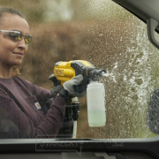 Aku tlaková myčka V20 18V 1x4,0Ah Stanley FatMax SFMCPC93M1 Aku tlaková myčka V20 18V 1x4,0Ah Stanley FatMax SFMCPC93M1 náhled