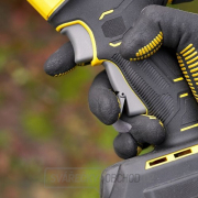 Aku nůžky na větve V20 18V 1x4,0Ah Stanley FatMax SFMCPP32M1 Aku nůžky na větve V20 18V 1x4,0Ah Stanley FatMax SFMCPP32M1 náhled