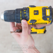 Aku příklepová vrtačka 18V 2x2,0Ah Stanley FatMax FMC627D2 Náhled