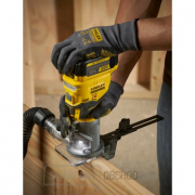 Aku bezuhlíková frézka 8mm V20 18V bez aku Stanley FatMax SFMCW400B náhled