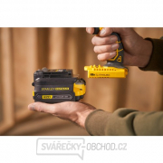 Akumulátor V20 18V 2,0Ah a nabíječka 2A Stanley FatMax SFMCB121D1 náhled
